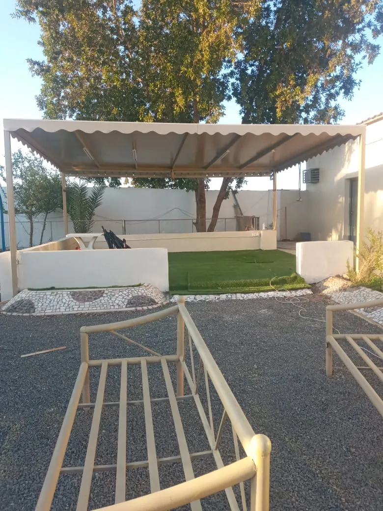 تركيب وتوريد مظلات بي في سي في ابها وخميس مشيط