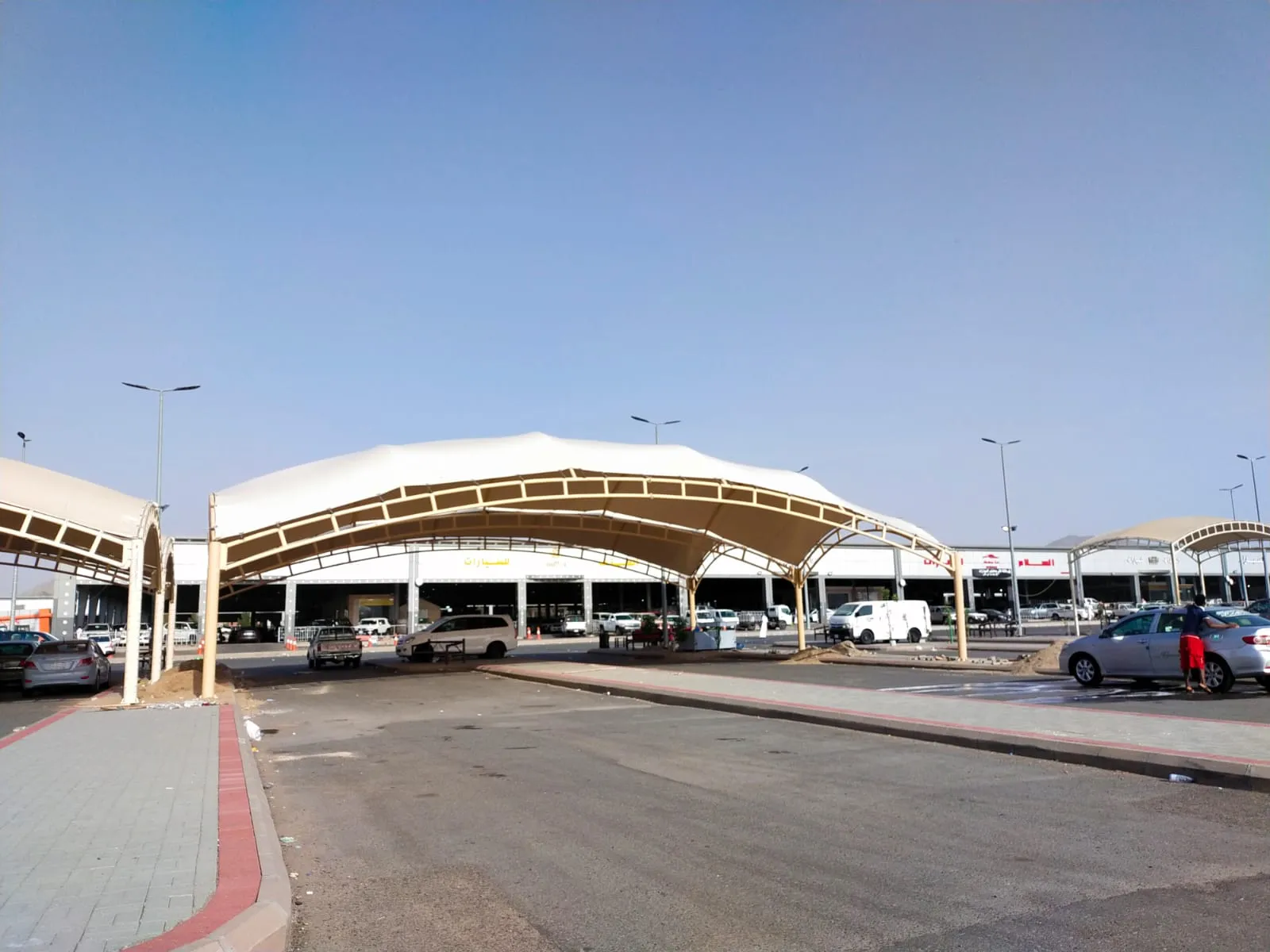 تركيب مظلات الدرب والعارضة جازان 2025 