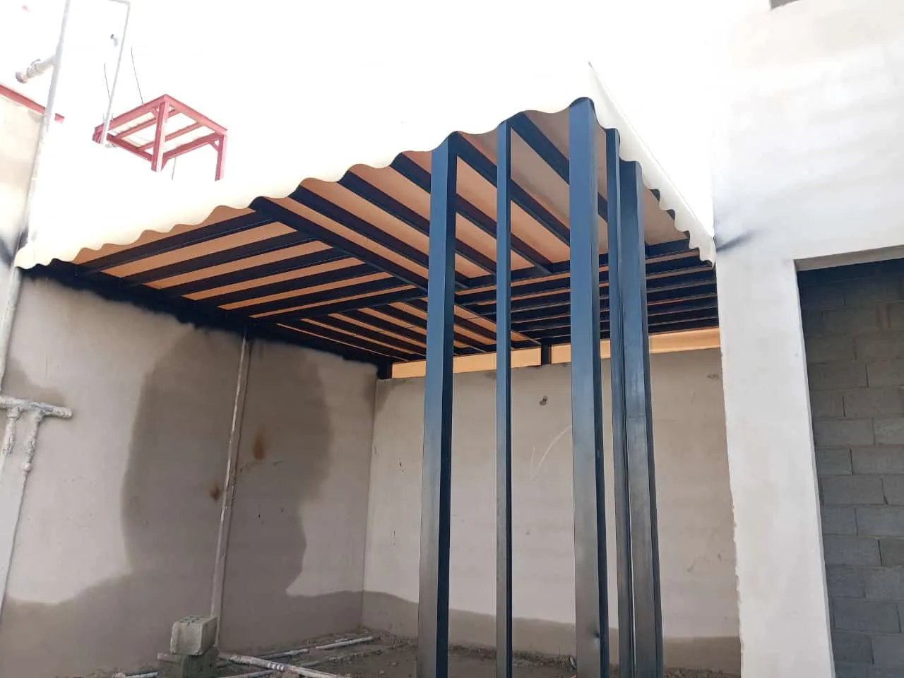 حداد تركيب مظلات في رجال ألمع ،وبلقرن ،وأحد رفيدة 