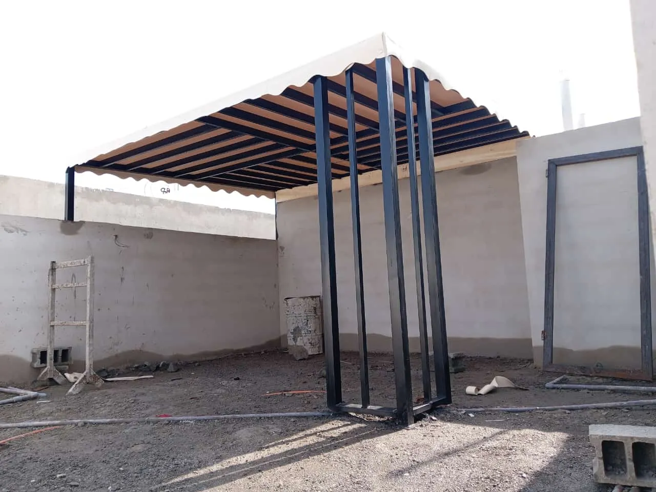 حداد تركيب مظلات في رجال ألمع ،وبلقرن ،وأحد رفيدة 