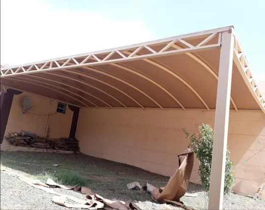 مظلات PVC و مظلات البولي إيثيلين ابها