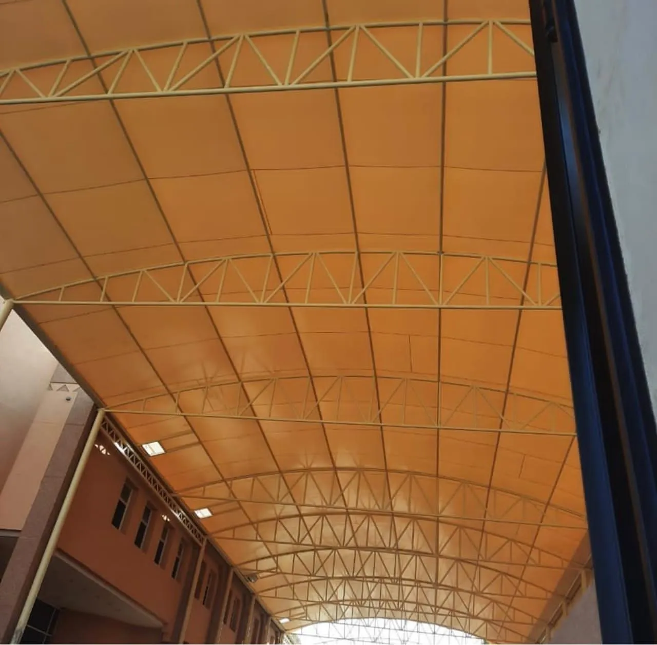 مظلات ساحات ملاعب, حدائق ,مدارس تركيب في ابها