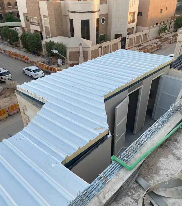 سعر متر الساندوتش بانل في خميس مشيط