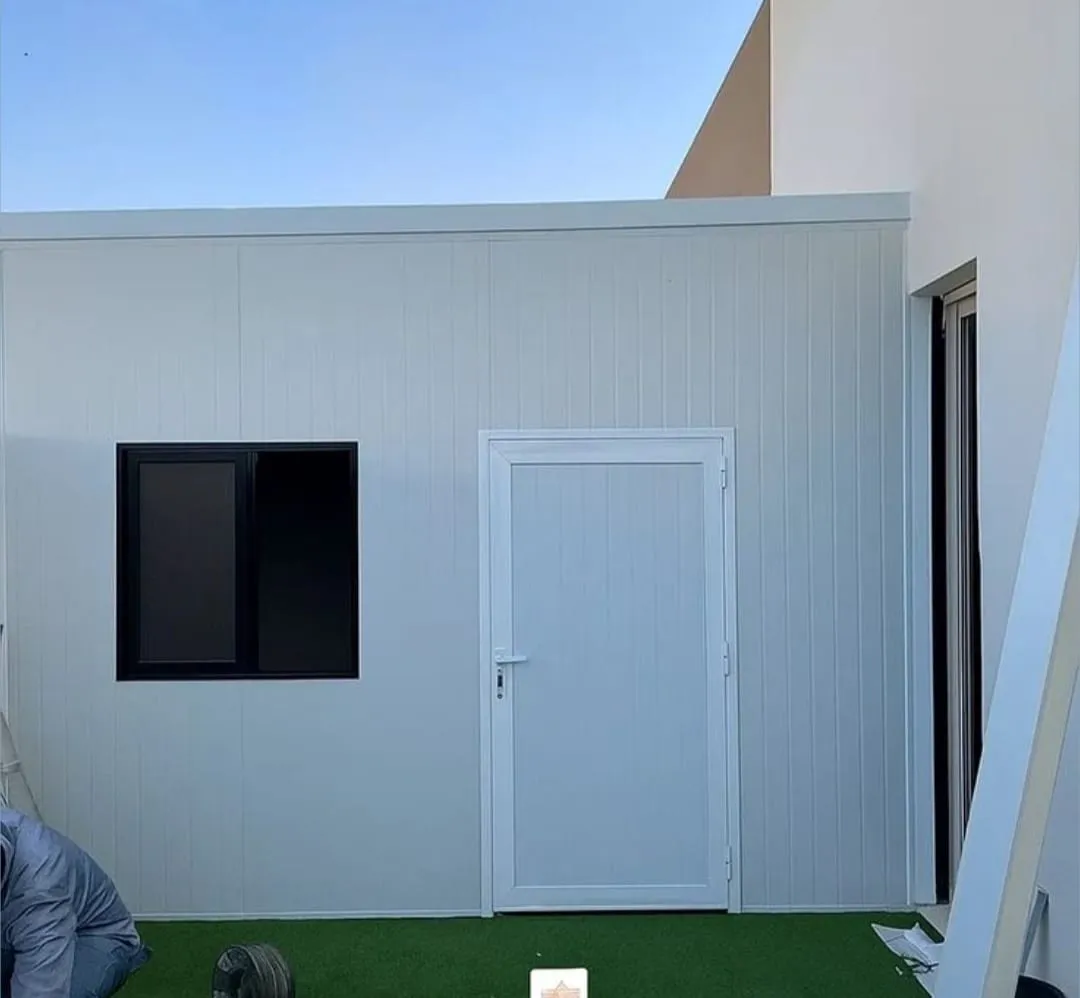 سعر متر الساندوتش بانل في خميس مشيط