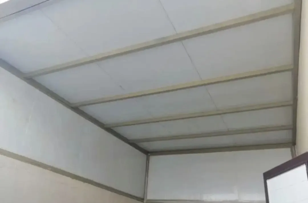 سعر متر الساندوتش بانل في خميس مشيط