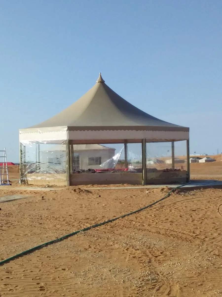 مظلات قبة هرمي تركيب في ابها