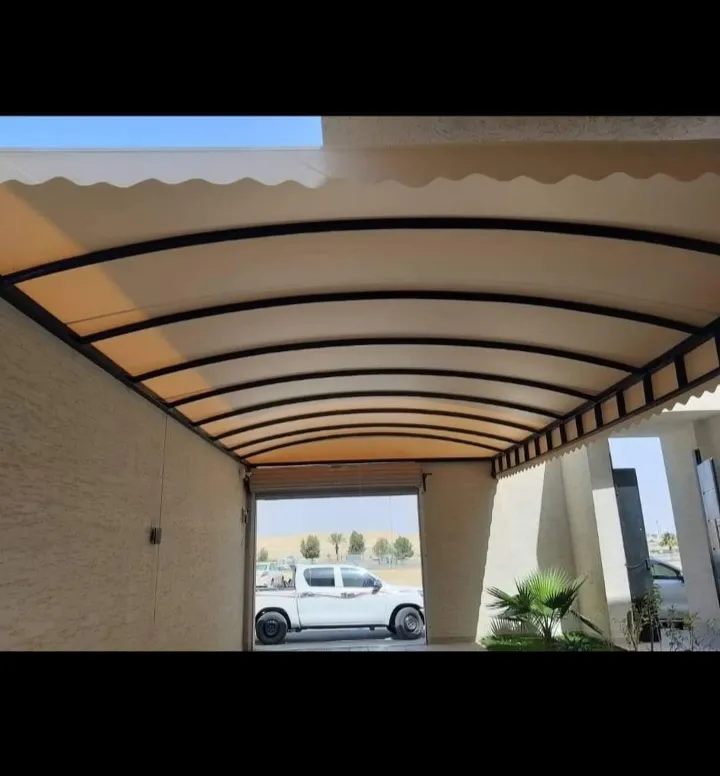 مظلات وسواتر