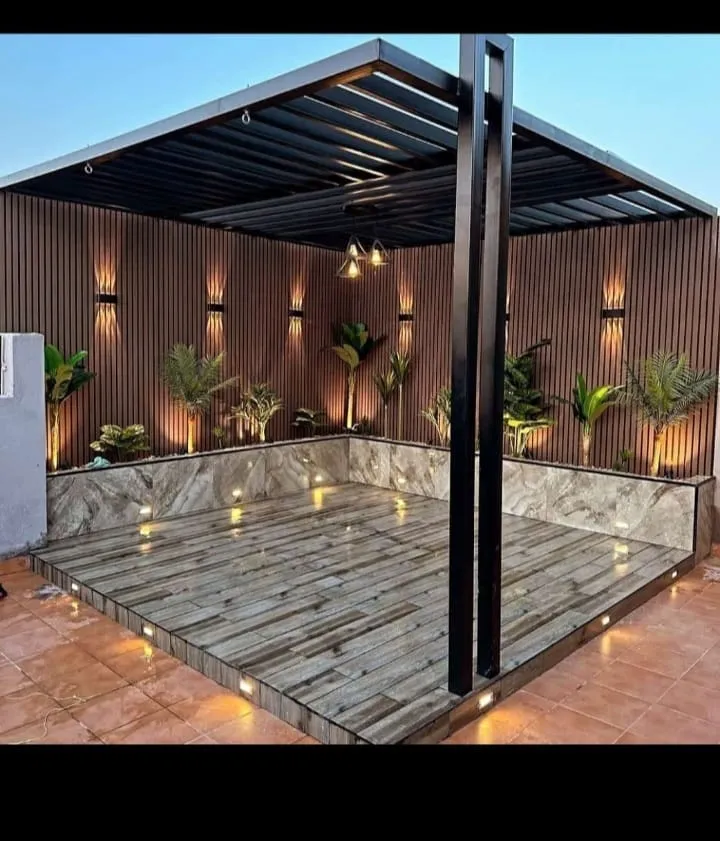 مظلات وجلست سرات عبيده