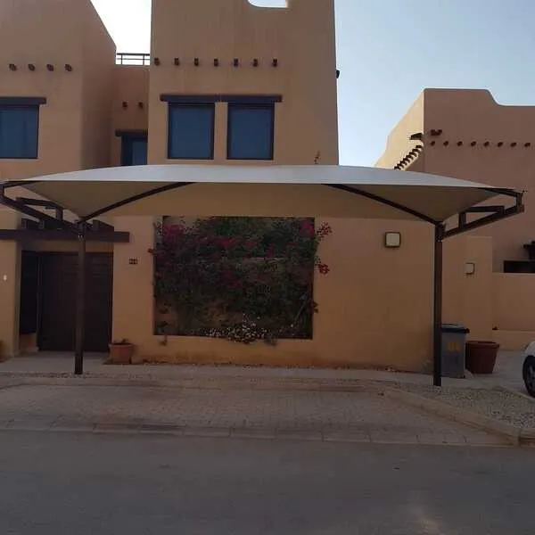 مظلة سيارة داخلية وخارجية في خميس مشيط