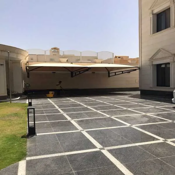 مظلة سيارة داخلية وخارجية في خميس مشيط