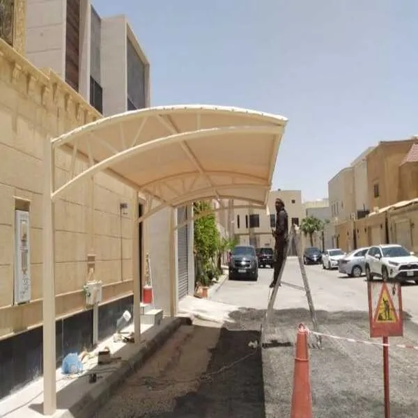 مظلة سيارة داخلية وخارجية في خميس مشيط