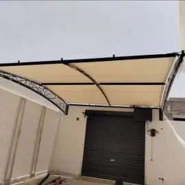 مظلات وسواتر عسير: خيارات متعددة لتلبية احتياجاتك