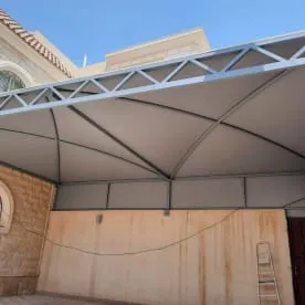 مظلات وسواتر عسير: خيارات متعددة لتلبية احتياجاتك
