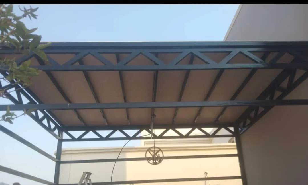 مظلات وسواتر عسير: خيارات متعددة لتلبية احتياجاتك